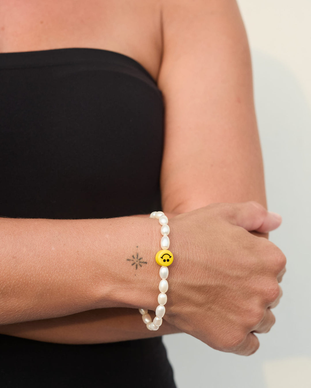 City of Gold Smile Pearl Bracelet #material_silver